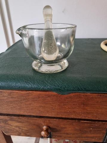 Glazen Vijzel van Gerecycled Glas beschikbaar voor biedingen