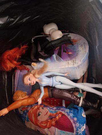 Frozen spullen  beschikbaar voor biedingen