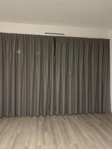 Lichtdoorlatende gordijnen - 485 x 320 cm  beschikbaar voor biedingen