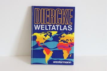 Wereldatlas met twee honderd kaarten. beschikbaar voor biedingen