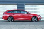 Skoda Octavia Combi 1.5 TSI 150pk MHEV Sportline Business |, Auto's, Skoda, Stof, 1498 cc, Nieuw, Stuurwielverwarming