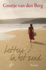 Greetje van den Berg Letters in het zand., Ophalen of Verzenden, Gelezen, Nederland
