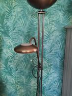 staande koperkleurige lamp, Huis en Inrichting, Lampen | Vloerlampen, Ophalen, Zo goed als nieuw, Metaal, Modern