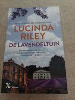Lucinda Riley - De lavendeltuin, Lucinda Riley, Ophalen of Verzenden, Zo goed als nieuw, Nederland