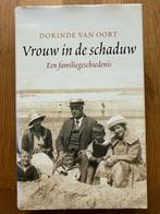 Vrouw in de schaduw - Dorinde van Oort, Gelezen, Overige, Dorinde van Oort, Ophalen of Verzenden