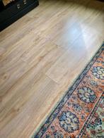Laminaat vloer naturel eiken kleur, Huis en Inrichting, Laminaat, Vele stijlen toepasbaar, Zo goed als nieuw, 25 tot 50 m²