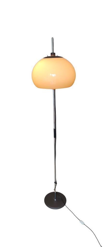Dijkstra space age mushroom vloerlamp 1970s, Huis en Inrichting, Lampen | Vloerlampen, Zo goed als nieuw, Ophalen
