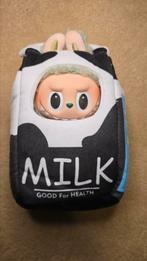 Authentic Popmart Labubu in Milk karton outfit, Ophalen of Verzenden, Zo goed als nieuw