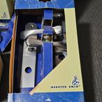 Meester Smid deurbeslag RVS/ Mat Chroom IN ÉÉN KOOP €22,50, Ophalen of Verzenden, Nieuw, Rvs, Klink of Kruk