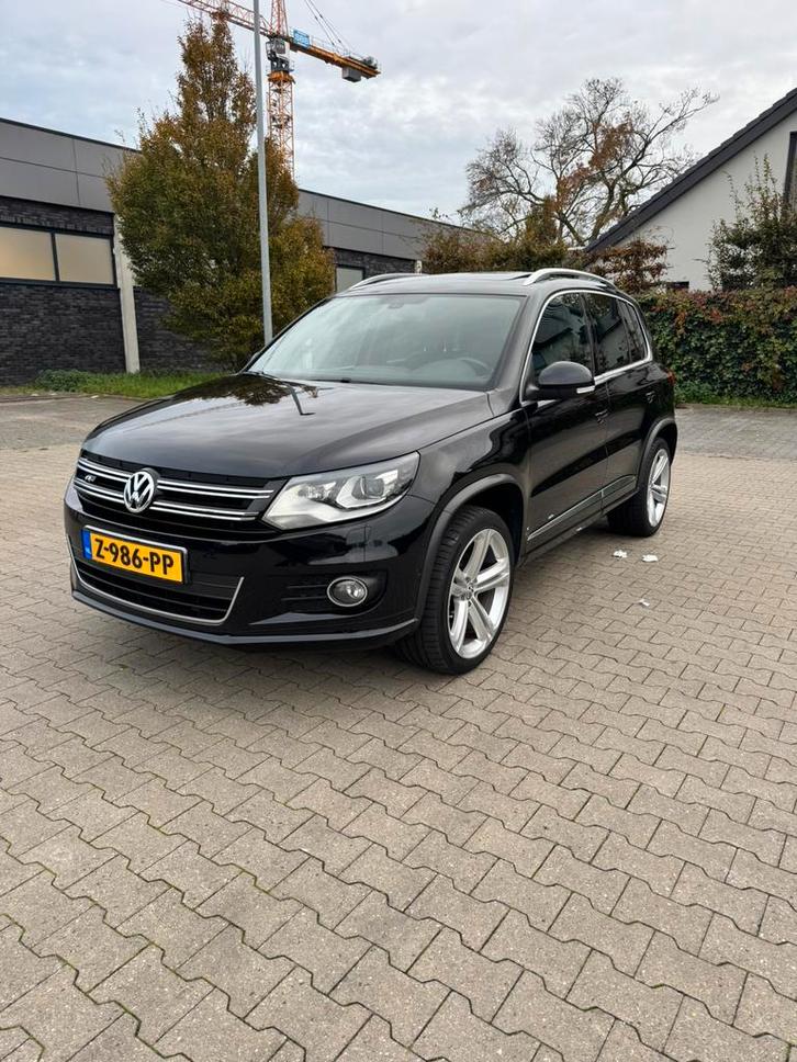 Volkswagen Tiguan 2.0 TSI 132KW/180PK 4M 7-DSG 2012 Zwart, Auto's, Volkswagen, Particulier, Benzine, SUV of Terreinwagen, Automaat