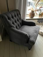 Grijze fauteuil met knopen, Huis en Inrichting, Fauteuils, Ophalen, 75 tot 100 cm, Stof, Landelijk