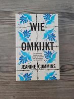 Jeanine Cummins - Wie omkijkt, Ophalen of Verzenden, Zo goed als nieuw, Jeanine Cummins, Amerika