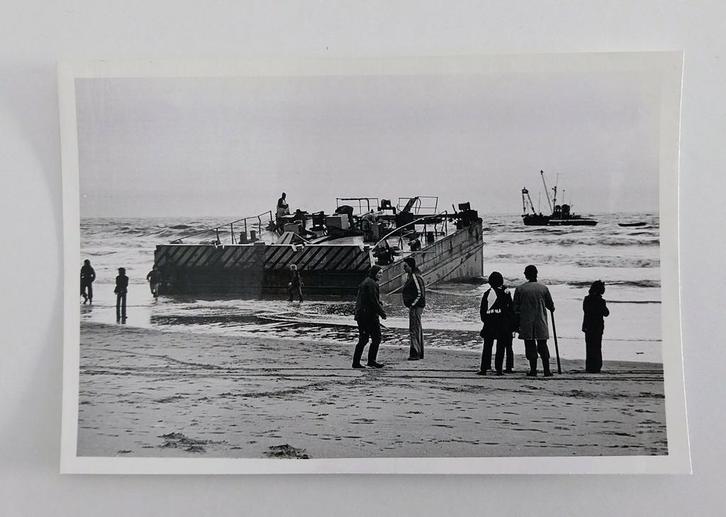 Stranding afsluitdeur Monster., Verzamelen, Scheepvaart, Zo goed als nieuw, Kaart, Foto of Prent, Ophalen of Verzenden