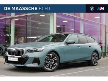 BMW 5 Serie Touring 530e M Sport Automaat / Panoramadak / Tr beschikbaar voor biedingen