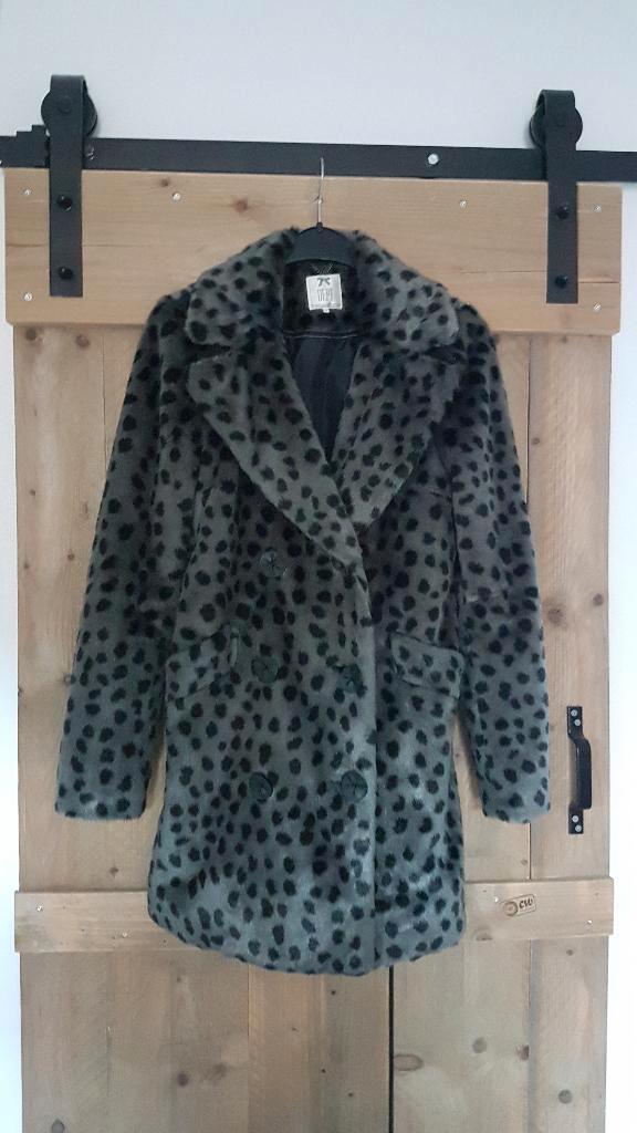 Dames winter jas / winterjas Dept maat S, Kleding | Dames, Jassen | Winter, Zo goed als nieuw, Maat 36 (S), Grijs, Ophalen of Verzenden