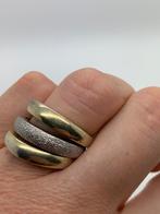 V223 Prachtige zilveren bicolor Trinity ring maat 19, Sieraden, Tassen en Uiterlijk, Ringen, 19 tot 20, Ophalen of Verzenden, X
