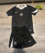 Chelsea FC Voetbalset - Nieuw!, Sport en Fitness, Voetbal, Maat S, Ophalen of Verzenden, Zo goed als nieuw, Trainingspak