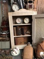 oud frans brocante medicijnkastje wit, Ophalen