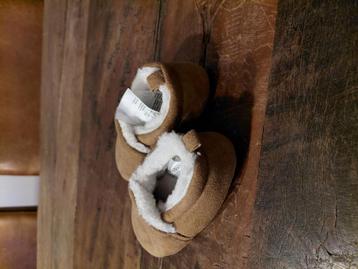 h&m slofjes heerlijk warm  beschikbaar voor biedingen