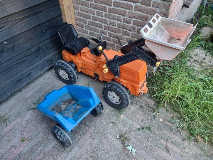 Speelgoed tractor / skelter met aanhanger gratis aangeboden., Kinderen en Baby's, Speelgoed | Buiten | Skelters, Gebruikt, Overige merken