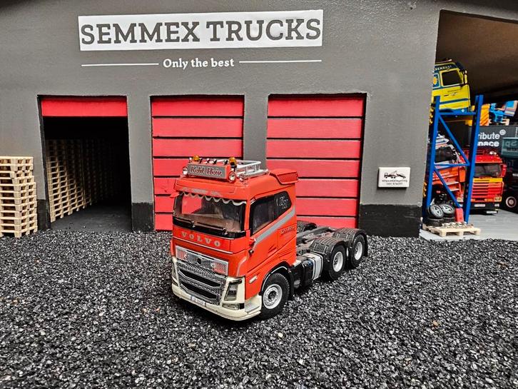 Wsi volvo fh4 b keus 6x4 voor verbouw., Hobby en Vrije tijd, Modelauto's | 1:50, Zo goed als nieuw, Bus of Vrachtwagen, Wsi, Ophalen