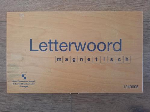 Letterwoord Magnetisch - Houten Letterspeelgoed, Diversen, Schoolbenodigdheden, Gebruikt, Ophalen