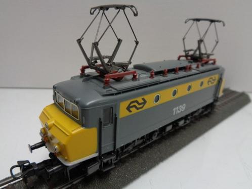 Marklin -- 3324  E-loc NS-1139 geel/grijs. (H0), Hobby en Vrije tijd, Modeltreinen | H0, Gebruikt, Locomotief, Wisselstroom, Märklin