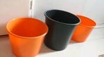 planten bloemen potten 2x oranje 1x zwart, Tuin en Terras, Bloembakken en Plantenbakken, Kunststof, Gebruikt, Minder dan 30 cm