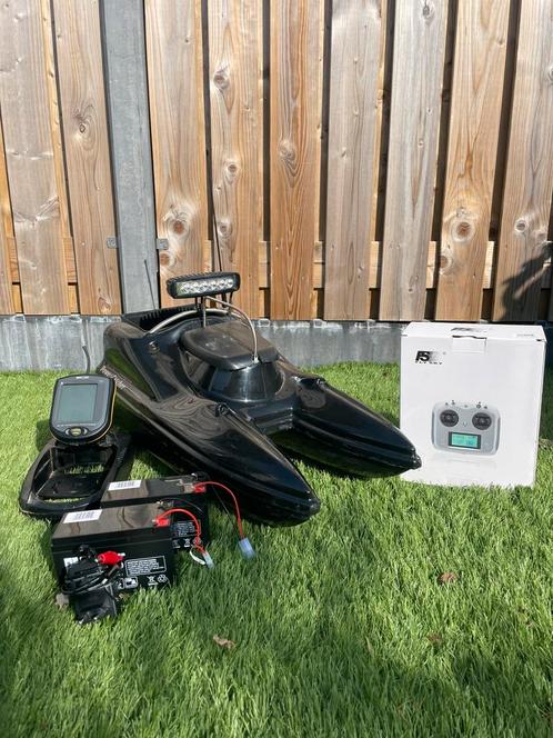 Voerboot Powercatcher met 2.4GHz bereik en dieptemeter, Watersport en Boten, Hengelsport | Karpervissen, Gebruikt, Ophalen