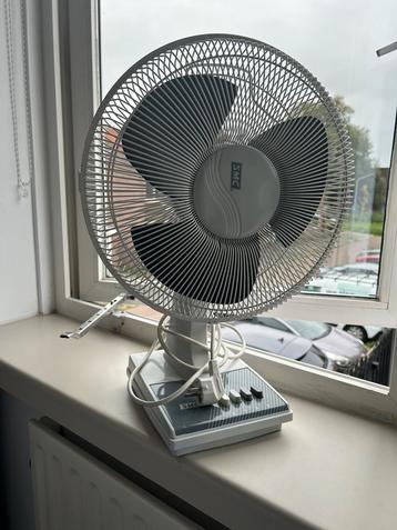 Ventilator merk SMC 3 standen beschikbaar voor biedingen