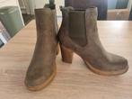 Groene suède look enkellaarsjes, maat 38., Ophalen, Zo goed als nieuw, Groen