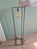 Stijlvolle zilveren vloerlamp - Zo goed als nieuw!, Ophalen, Zo goed als nieuw, 100 tot 150 cm