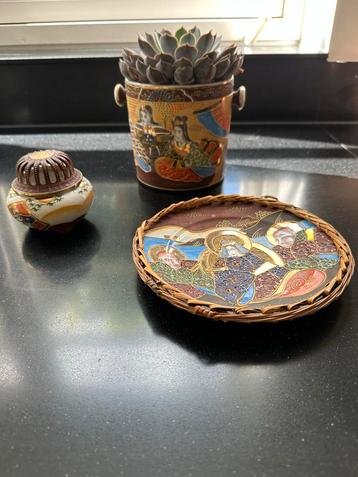 Vintage Satsuma Set - Jaren 70 - 3-Delig Japans Aardewerk beschikbaar voor biedingen