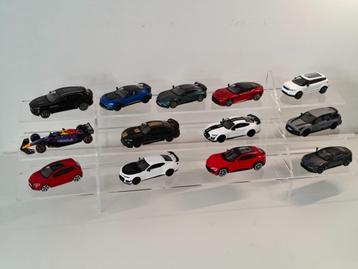 Atlantic Acryl Trapdisplay voor 1:43 modelauto’s, 3 plateaus beschikbaar voor biedingen