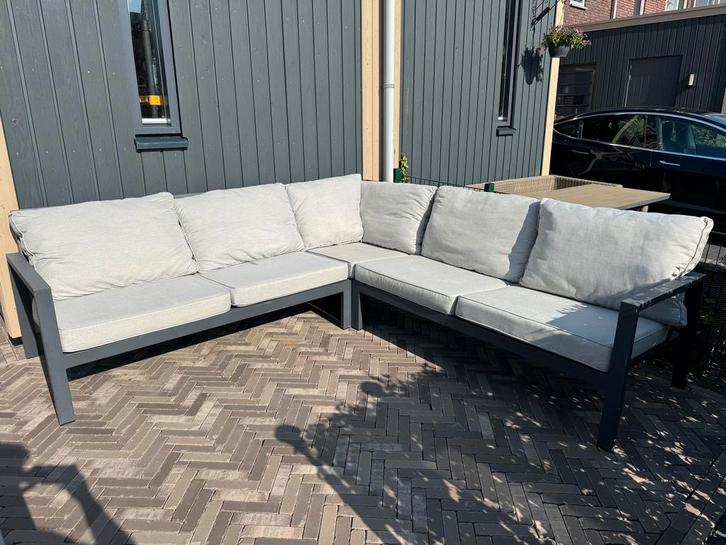 Manifesto Alzano hoek-loungeset (inclusief tafel), Tuin en Terras, Tuinsets en Loungesets, Zo goed als nieuw, Loungeset, Aluminium