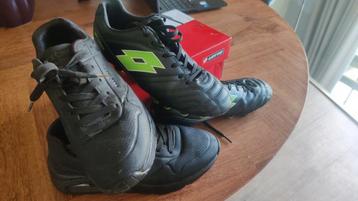 Lotto voetbalschoenen en Sketchers maat 36 beschikbaar voor biedingen