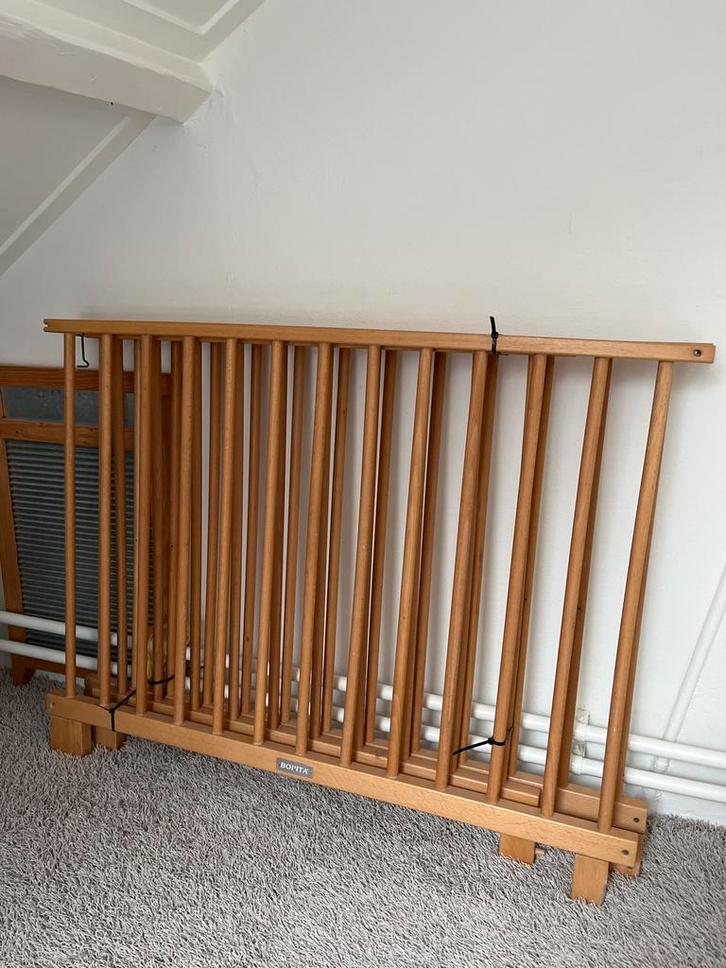 Hekje voor kachel - veiligheid voorop!, Kinderen en Baby's, Traphekjes, Gebruikt, Overige typen, Hout, minder dan 100 cm, Ophalen