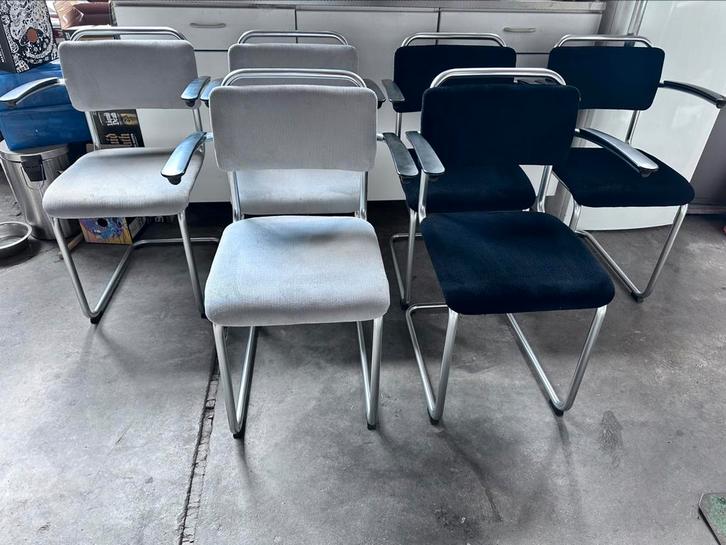 Gispen 201, Huis en Inrichting, Stoelen, Zo goed als nieuw, Vijf, Zes of meer stoelen, Metaal, Stof, Grijs, Ophalen