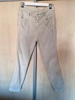 Italiaanse cremekleurige  high waist jeans, Ophalen of Verzenden, W30 - W32 (confectie 38/40), Gedragen, Overige kleuren