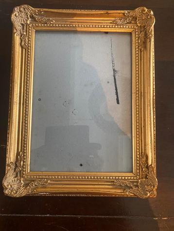 Mooie fotolijst beschikbaar voor biedingen