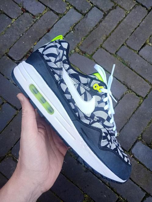 Nike air Max 1 Liberty QS 2012, Kleding | Heren, Schoenen, Zo goed als nieuw, Sneakers of Gympen, Overige kleuren, Ophalen of Verzenden