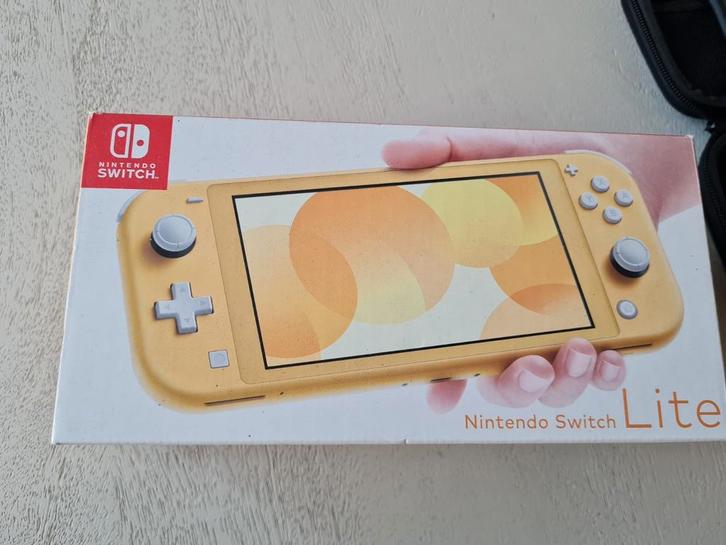 Switch Lite, Spelcomputers en Games, Spelcomputers | Nintendo Switch, Gebruikt, Switch Original, Zonder controller, Ophalen