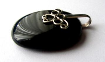 Opmerkelijke 925 zilver hanger met onyx Antiek beschikbaar voor biedingen