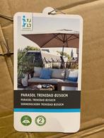 Parasol Trinidad - diameter 250 cm - beige - Intratuin, Zo goed als nieuw, Stokparasol, Kantelbaar, 2 tot 3 meter