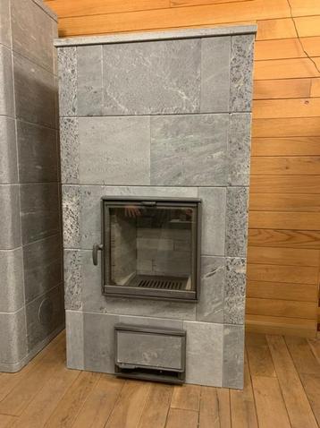Tulikivi TU 1200 speksteenkachel met strakke hoeken beschikbaar voor biedingen