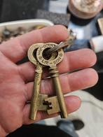 Antieke sleutels, Antiek en Kunst, Curiosa en Brocante, Ophalen of Verzenden