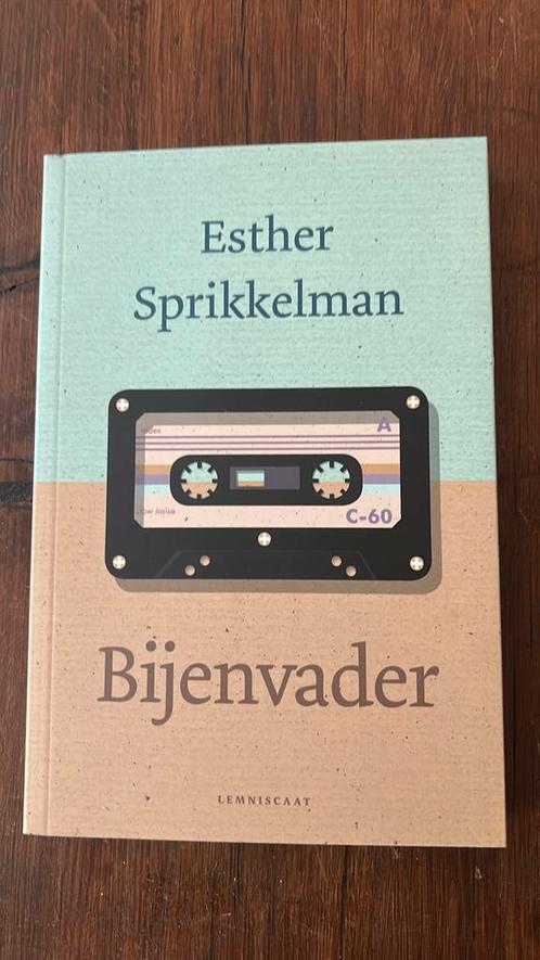 Esther Sprikkelman - Bijenvader, Boeken, Kinderboeken | Jeugd | 13 jaar en ouder, Zo goed als nieuw, Ophalen of Verzenden