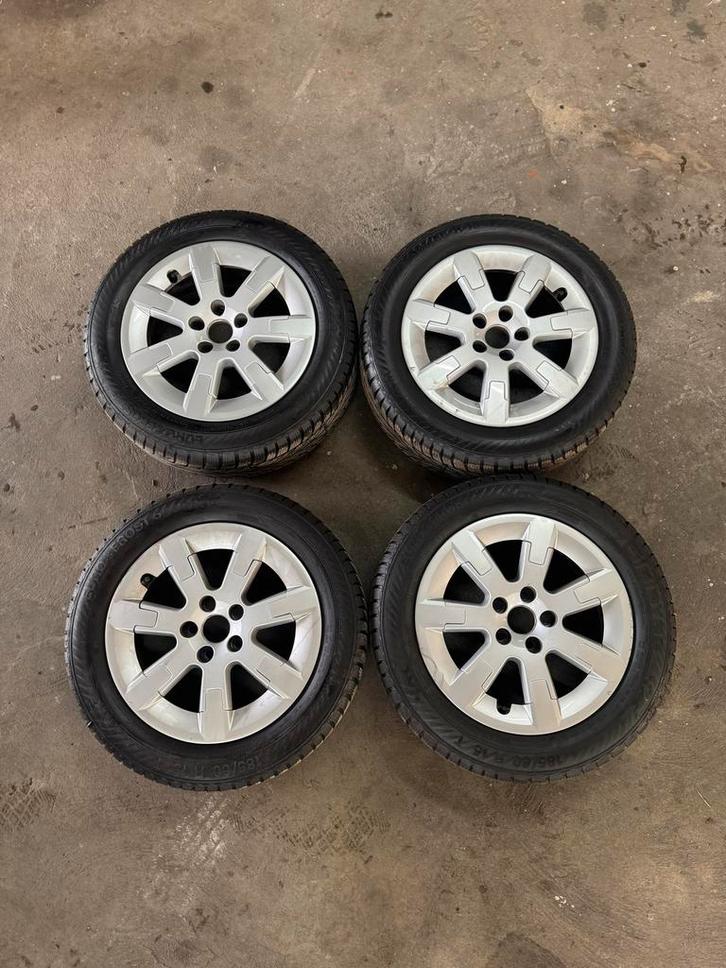 VW Polo Velgen 15" met Winterbanden, Auto-onderdelen, Banden en Velgen, Banden en Velgen, Winterbanden, 15 inch, 185 mm, Personenwagen