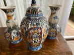 3-delige Makkum Vazenset voor Hoge Kast, Antiek en Kunst, Ophalen