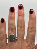 A582 Prachtige zilveren zegelring initialen KB maat 19,5, Sieraden, Tassen en Uiterlijk, Antieke sieraden, Ophalen of Verzenden